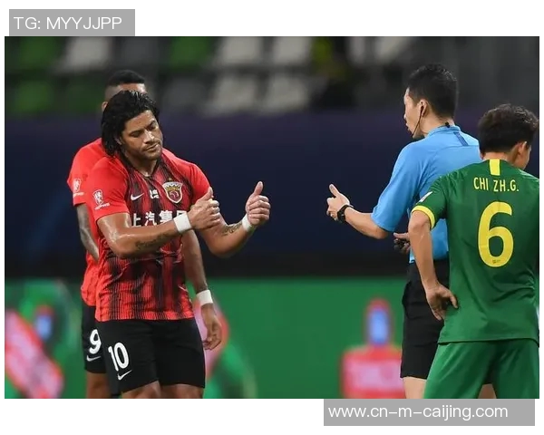 上海上港主场迎战北京人和期待精彩对决与球迷共庆足球盛宴 上海上港主场迎战北京人和期待精彩对决与球迷共庆足球盛宴